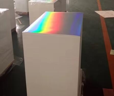 Metallized Rainbow Holographic Paper Board / Roll For UV Printing And Wrapping Paper Box (Metalizasyonlu Gökkuşağı Holografik Kağıt Taşı / Rulo)
