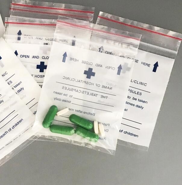Çifte Cep Fermuarlı Şeffaf Paketleme Filmi Çevre dostu Plastik Sıvı Biyolojik Tehlike Biyotehlike Tıbbi PE Patolojik Mühürlü Torba